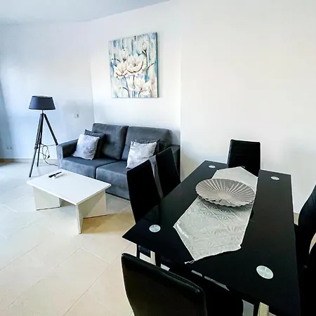 Apartamento 1 Bedroom Amazing In